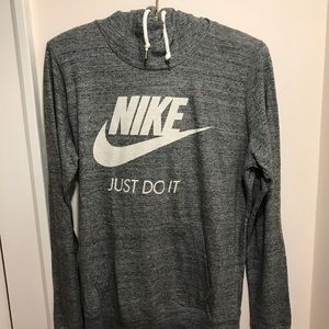 grey women’s nike sweatshirt